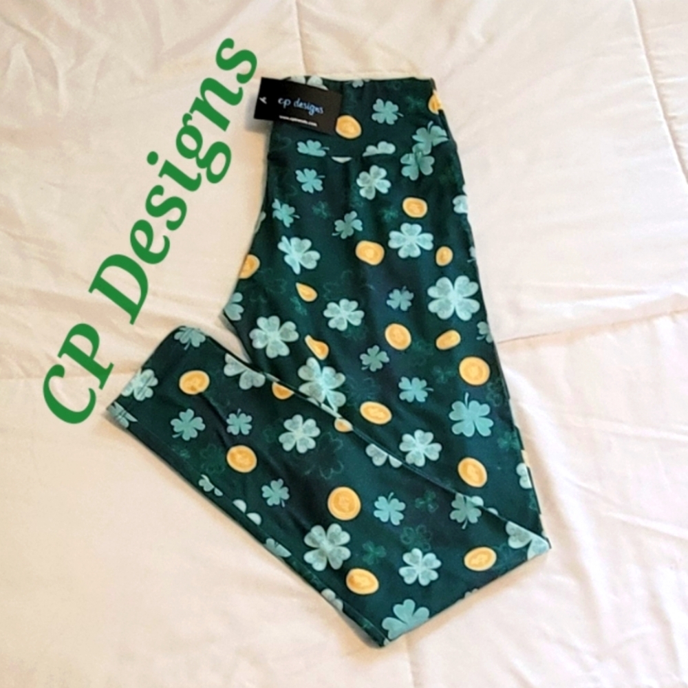 New! CP Designs St. Patrick's Day green & yellow four leaf clover leggings. O/S